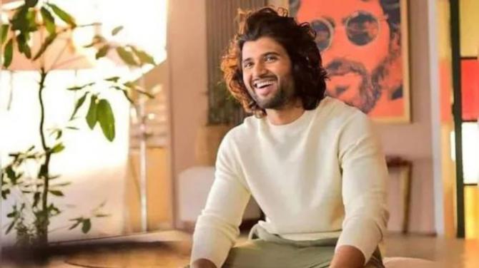 Vijay Deverakonda Birthday: Actor Announces 2 New Projects in the Making, SVC89 and VD14
