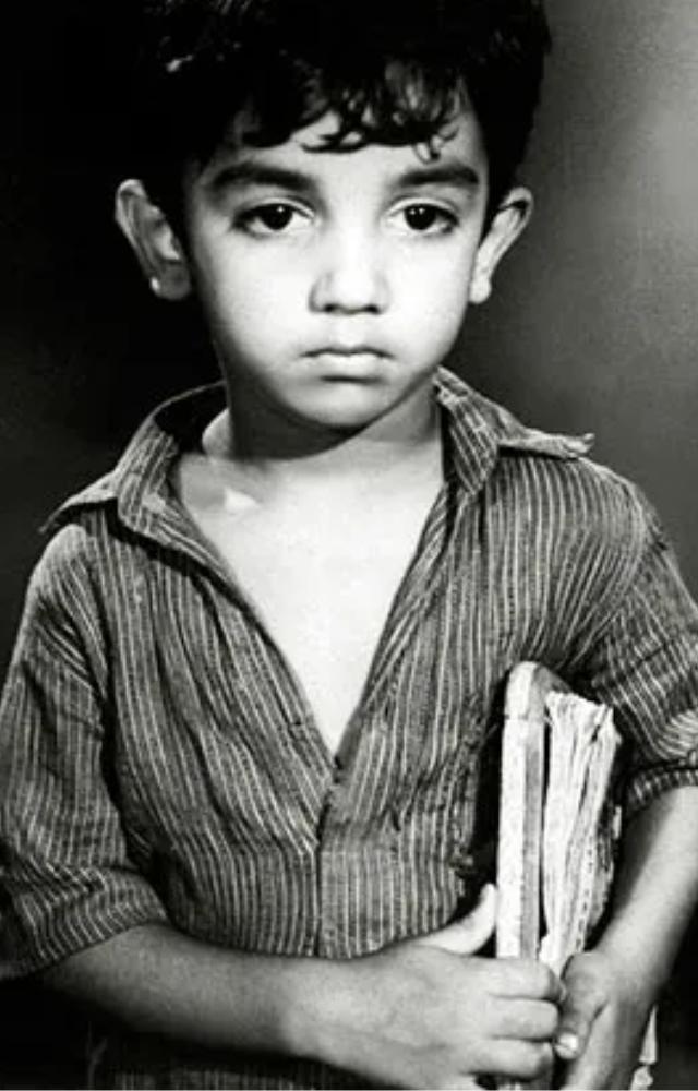 Children`s day with cute celebrity pics 