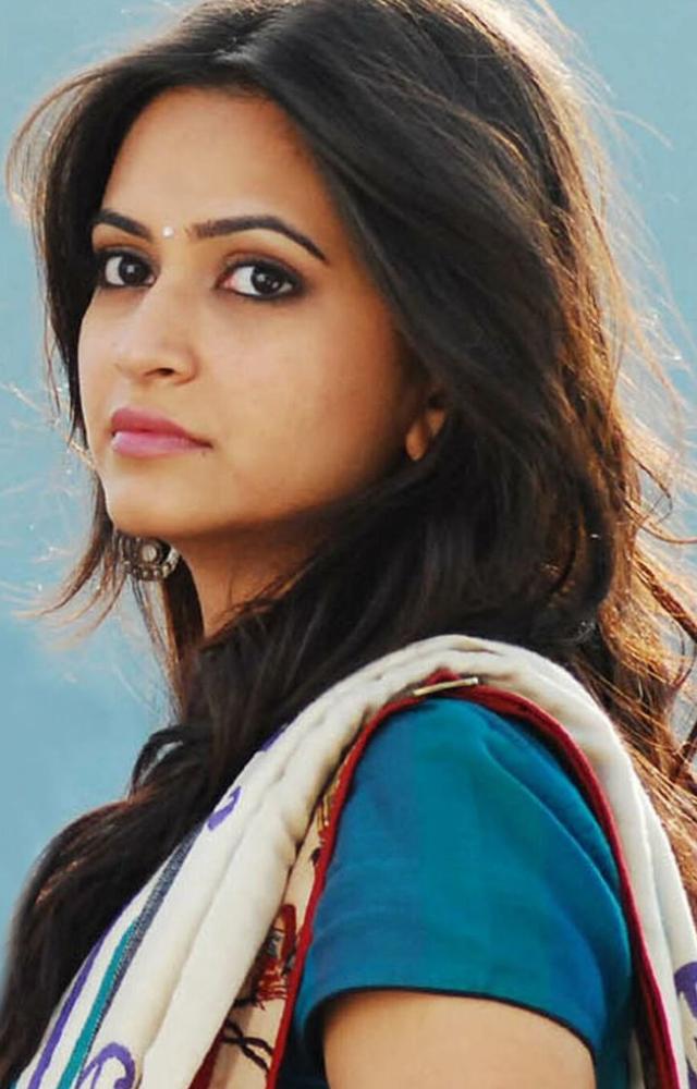 A romantic comedy that received positive reviews for her performance.

