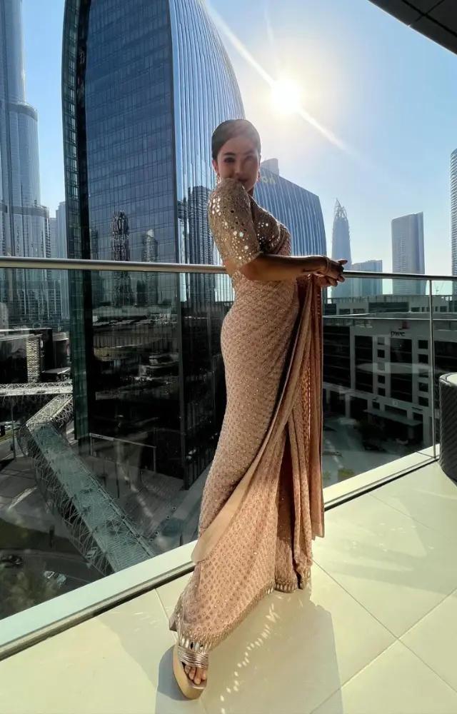 Rashmika’s charm was on full display during her visit to Dubai for a shop launch event.