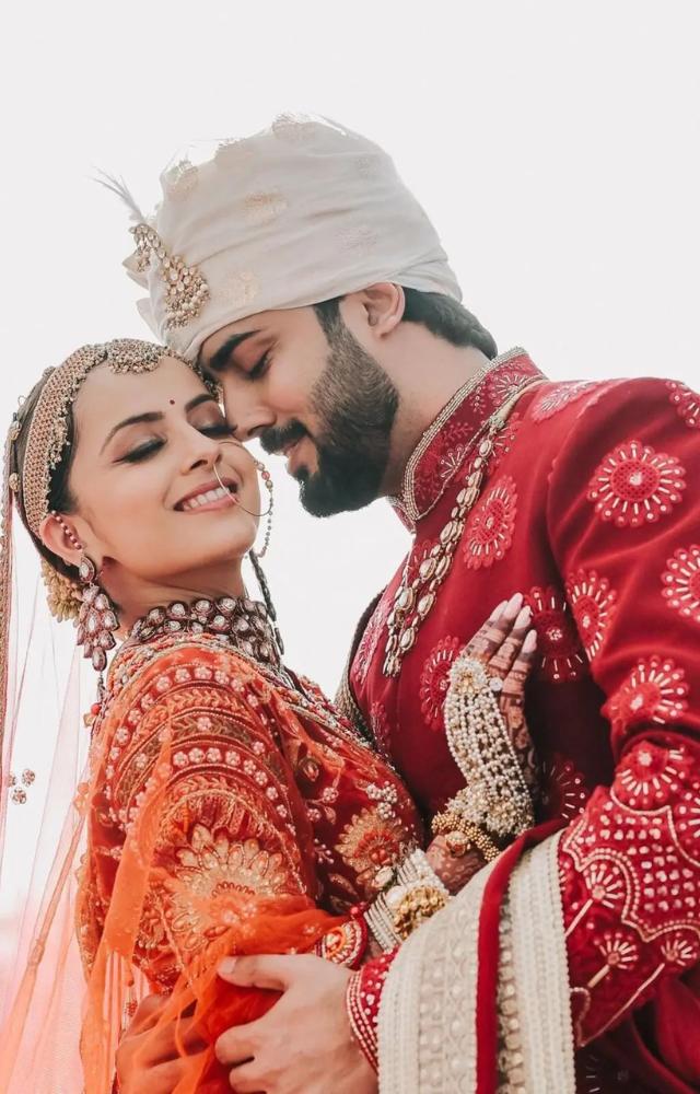 Shrenu was dressed in bridal red in the pictures she shared on Instagram. The beautiful lehenga was adorned with tasteful golden zari work.