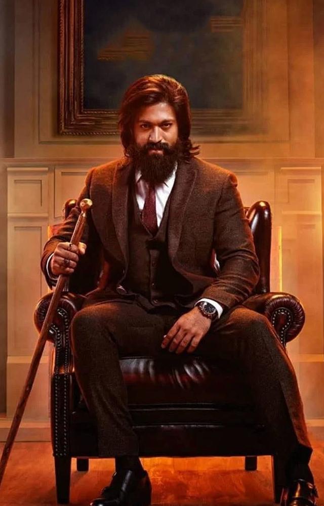 Actor Yash celebrates his birthday