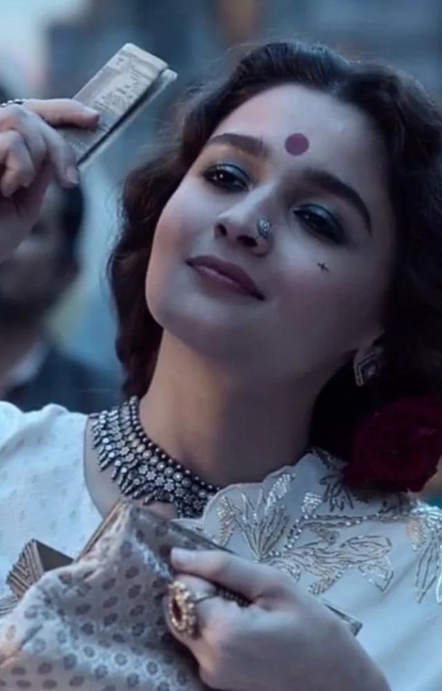 The actress played the popular sex worker Gangubai Kathiawadi in her biopic of the same name. The film was directed by Sanjay Leela Bhansali.