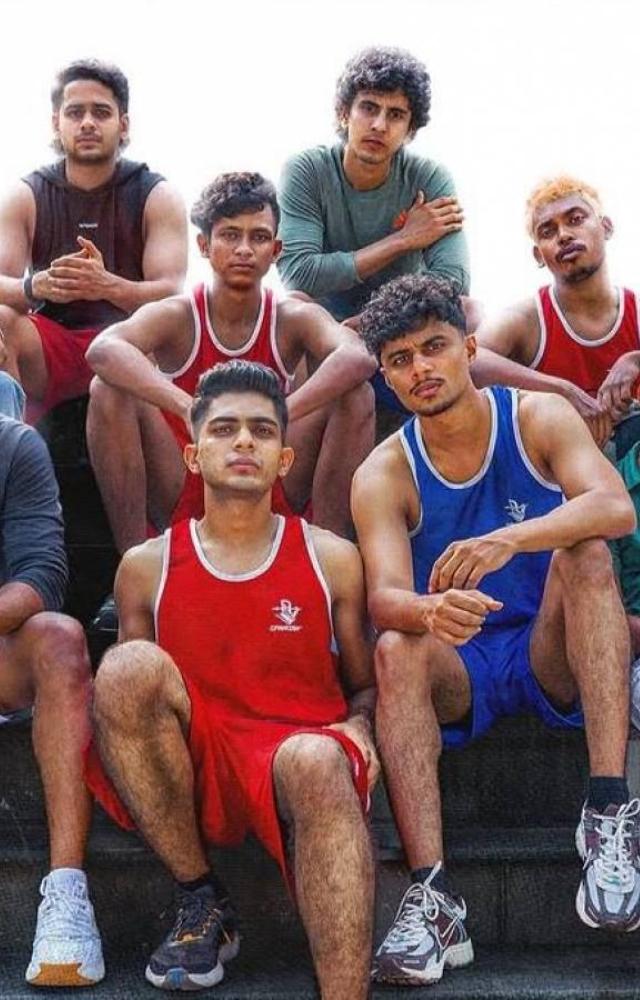 The sports comedy that narrates the story of a group of youngsters who hope to join the same college through sports quota after failing their Plus Two exams.