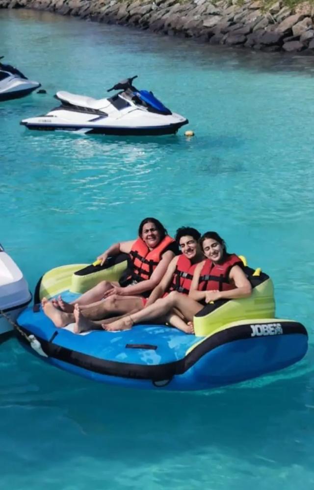 Sara and her brother Ibrahim Ali Khan were primarily raised by Amrita Singh as a single mother after she got divorced from Saif Ali Khan in 2004