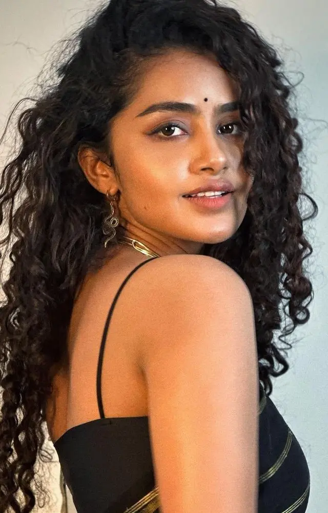 Happy birthday Anupama Parameswaran