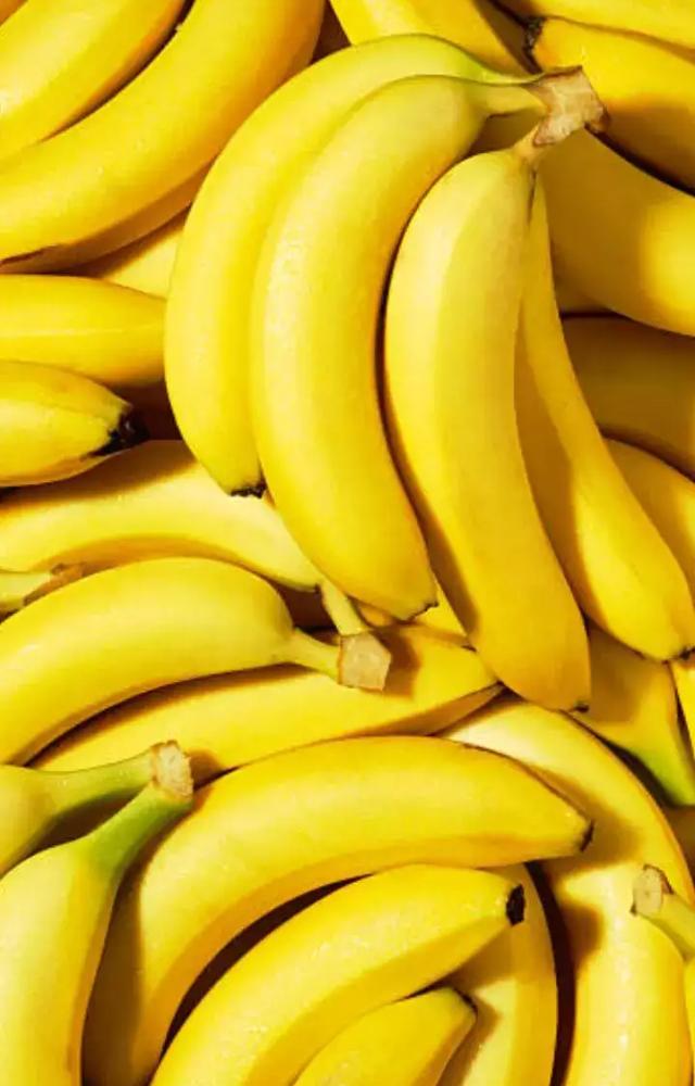 Bananas are packed with natural sugars and carbohydrates, which your body converts into energy quickly, giving you a perfect pick-me-up to start your day.