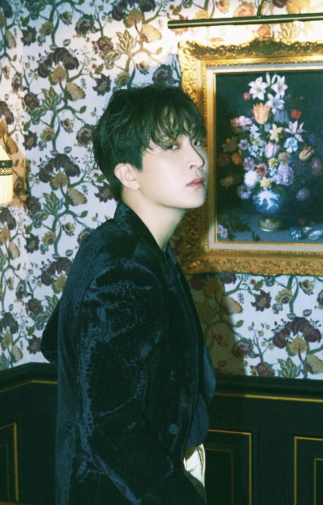 Unlike many K-pop idols, Youngjae trained for only seven months before debuting with GOT7, proving his rapid progress as a vocalist.