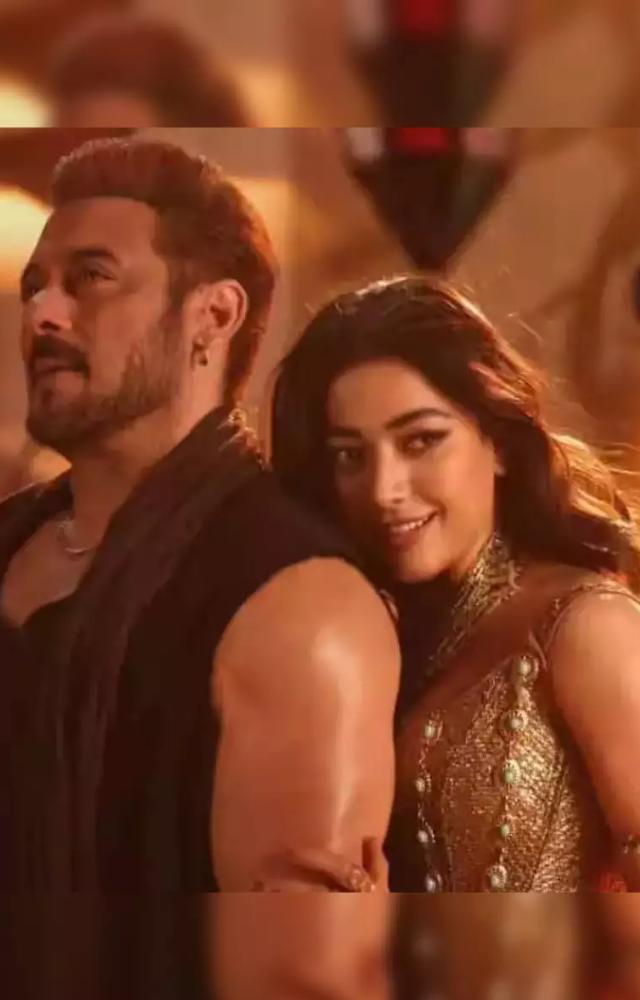 Salman Khan’s open and witty remarks highlight his ability to face public criticism calmly and with confidence.