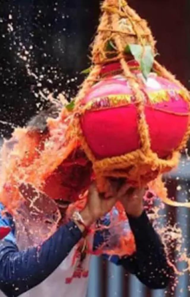 On Krishna Janmashtami, devottes pray to Lord Krishna, observe fast, and come together to celebrate Dahi Handi as a mark of Krishna`s love for Makhan (butter).