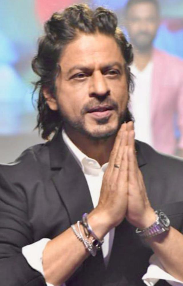7,300 crore, Known for his extensive filmography, production house (Red Chillies Entertainment), and brand endorsements.