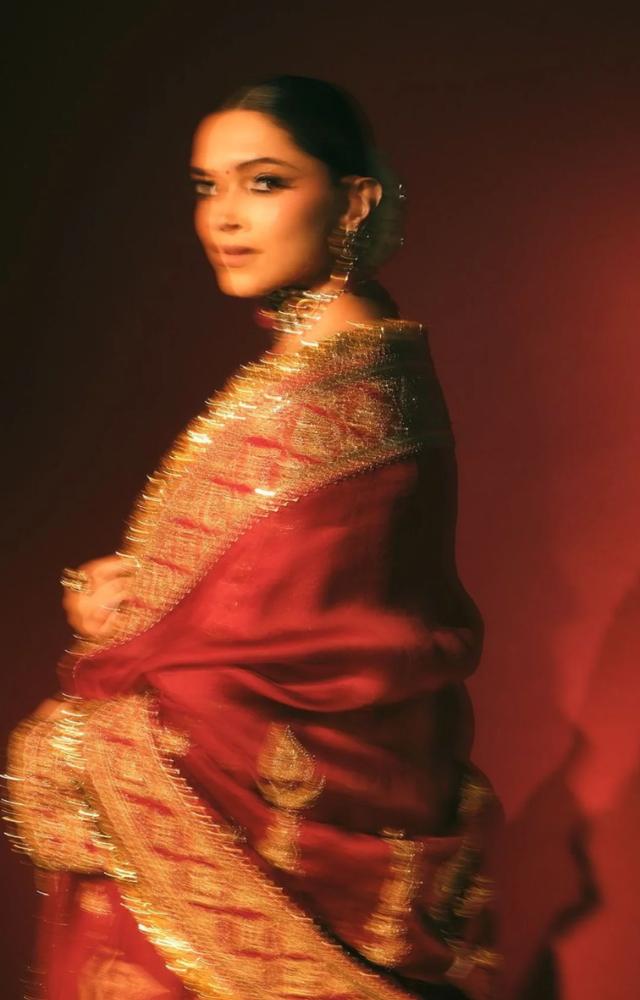 Displaying her sindoor, she emanated traditional charm and a maternal glow, embodying timeless grace and cultural heritage.