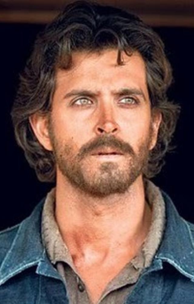 Weak storyline combined with unremarkable direction contributed significantly to the film`s underwhelming performance and overall reception.