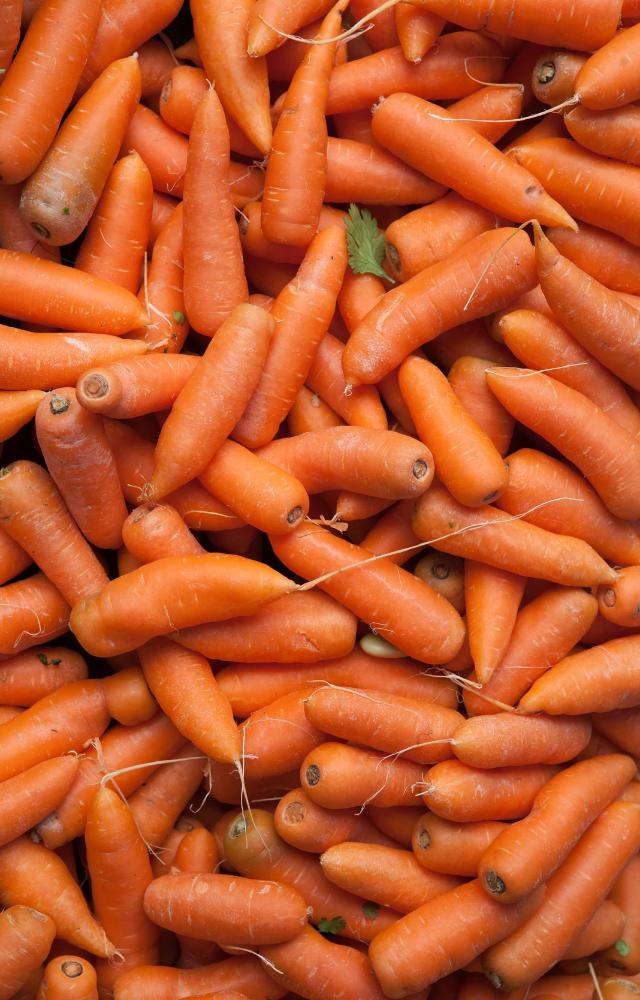 Carrots are a rich source of antioxidants and phytochemicals that help fight hyperpigmentation.