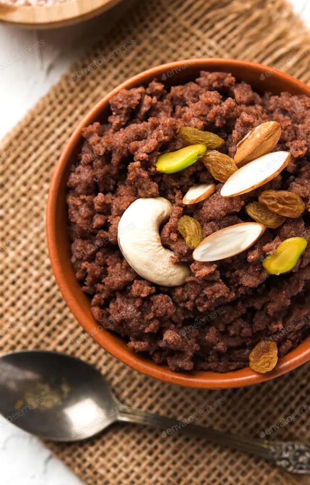 Made with finger millet (ragi), this halwa is rich in calcium, iron, and fiber. Using jaggery instead of refined sugar further enhances its nutritional value.
