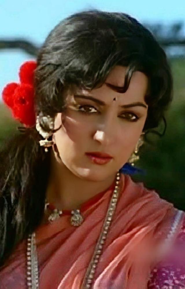 As Basanti, Hema played a fearless, talkative tonga driver, immortalising her character in Indian cinema`s greatest blockbuster.