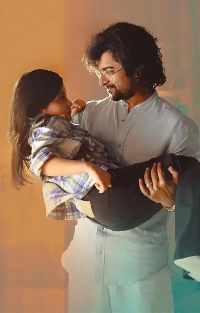 The film portrays the heart-touching bonding between Viraj, played by Nani and his daughter, Tara. the movie shows a intense bond between father and daughter. 