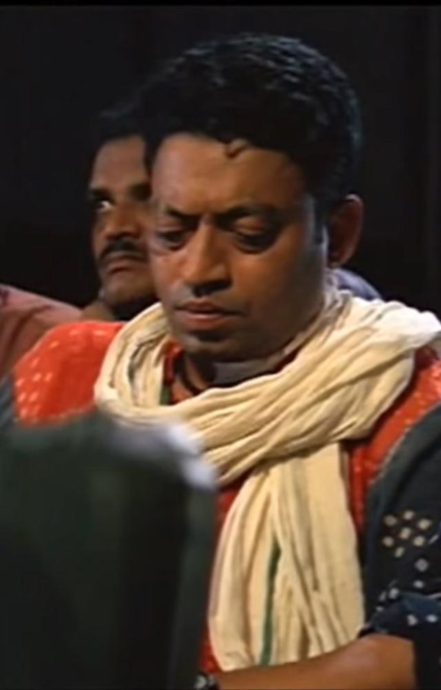 A gritty look at violent student politics. Irrfan`s award-winning negative role as the manipulative Ranvijay Singh is chillingly charismatic.