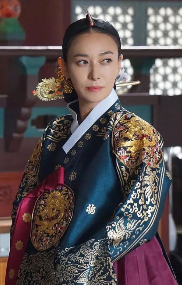 She portrayed Queen Dowager Shindeok, a powerful and cunning woman who wielded significant influence over the royal court.