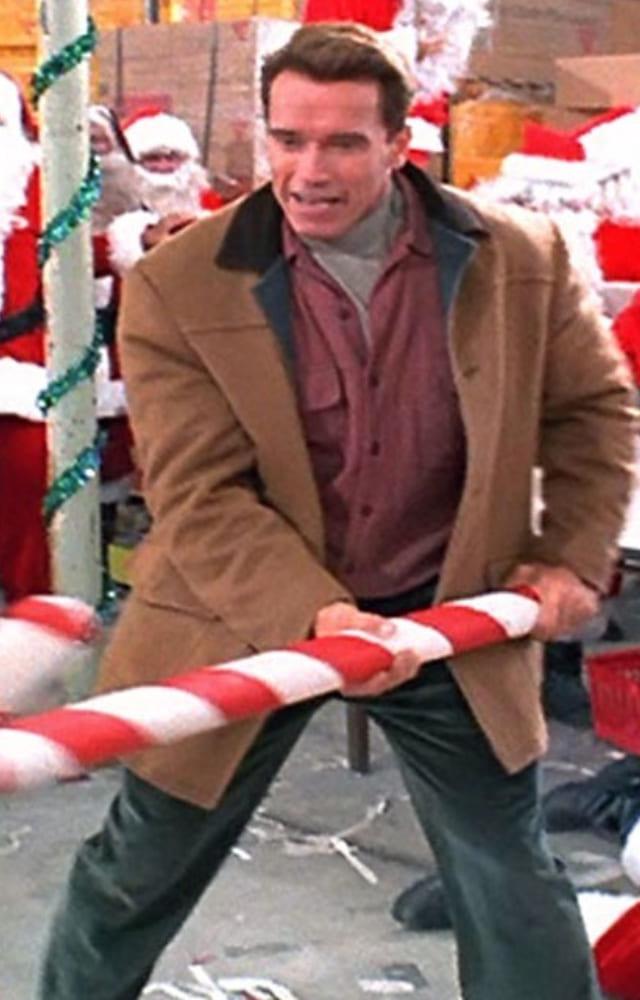 To what extent can a single parent go for his son, especially on Christmas eve? Jingle All the Way will make you go give your dad a big hug.