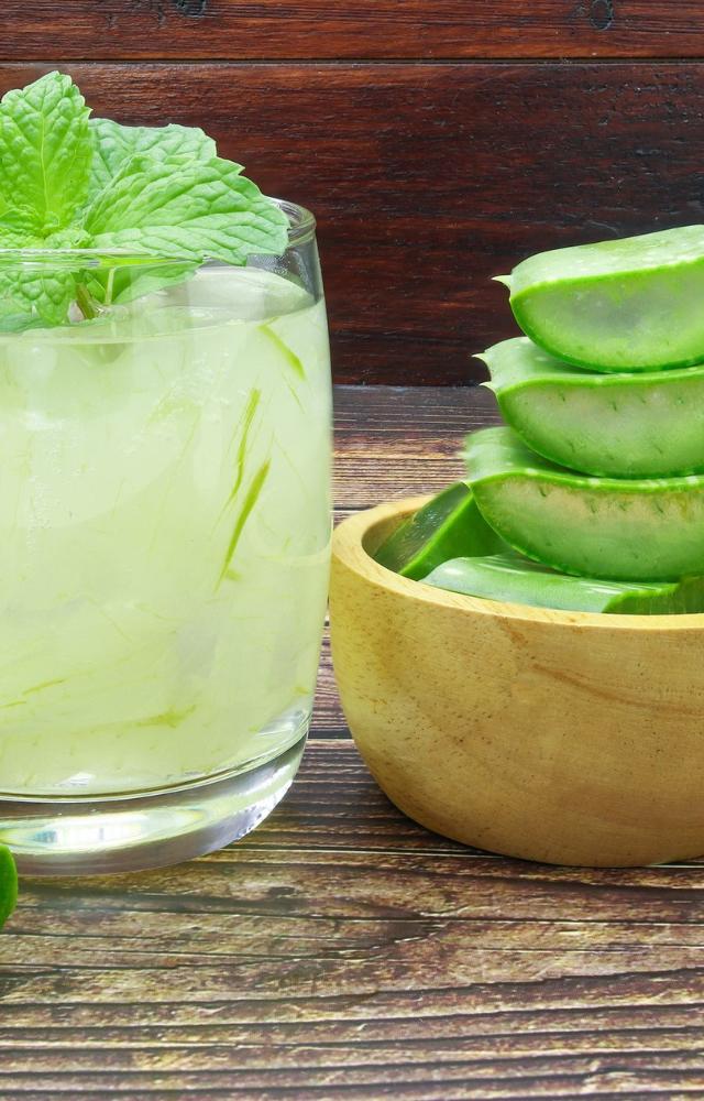 It soothes the digestive tract, reduces inflammation, and promotes overall gut health with its natural anti-inflammatory properties.