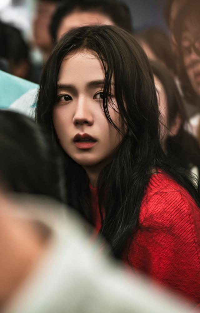 Zombie K-drama starring Park Jeong Min & Kim Ji Soo. Writers of 'A Shop for Killers' & 'Parasite' helm this anticipated series.