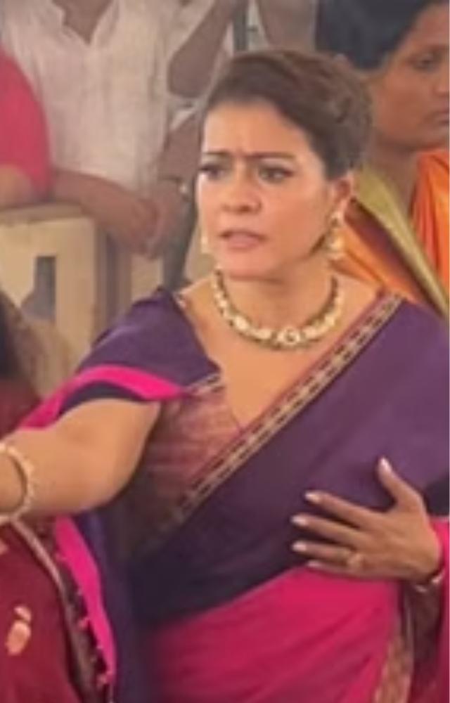 Kajol became upset when people whistled at her during her visit to the North Bombay Sarbojanin Durga Puja Pandal.