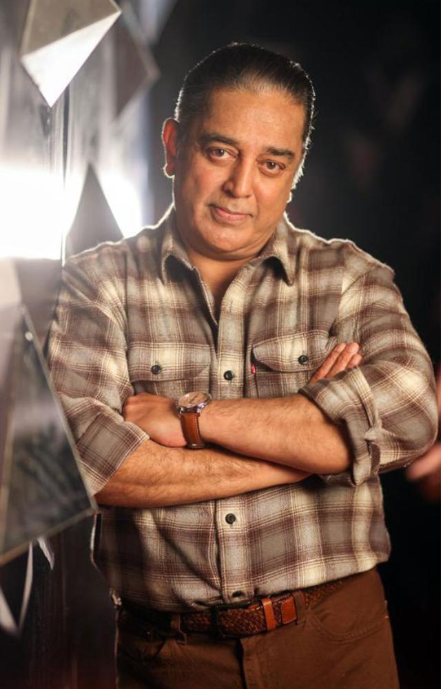 In 1988, Kamal Haasan wed actress Sarika Thakur. They had daughters Shruti and Akshara, separated in 2004, but never officially divorced.