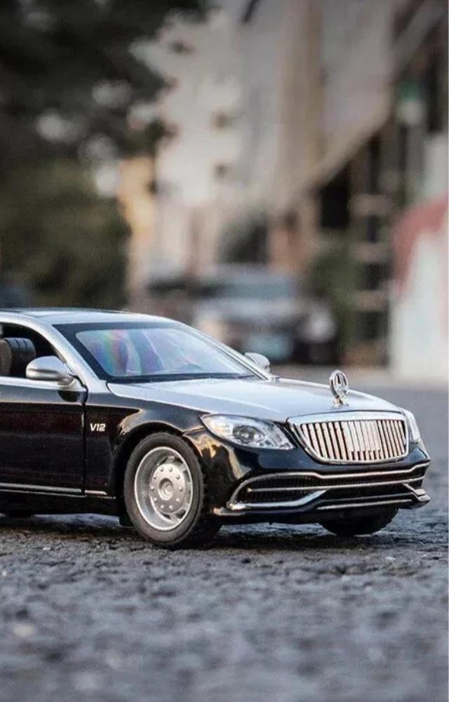 Ultimate VIP chariot! 621HP V12, champagne coolers & reclining seats with massagers – his go-to for stress-free Chennai commutes.