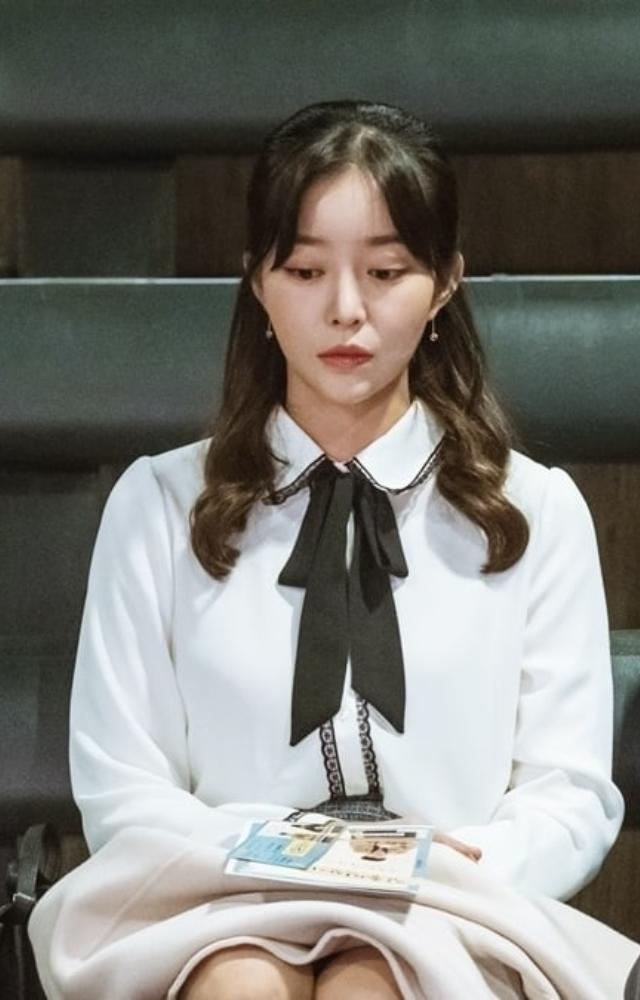 She played Yang Ho-rang, a bubbly and optimistic character dreaming of marriage, representing the struggles of young women in modern society.