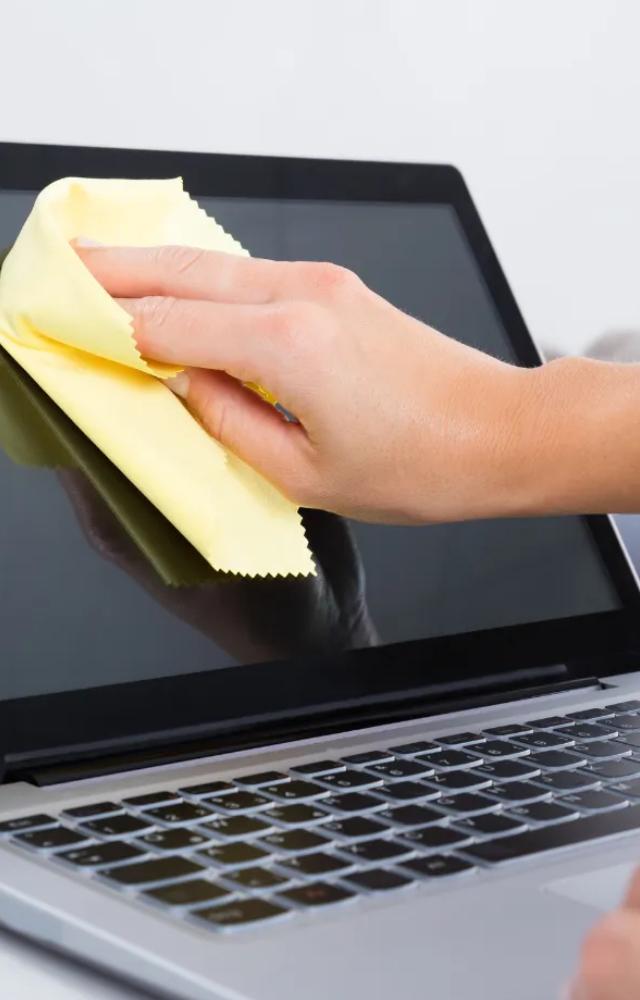 Microfiber Cloth & Distilled Water: Lightly dampen a microfiber cloth with distilled water and gently wipe the screen. Avoid harsh chemicals.