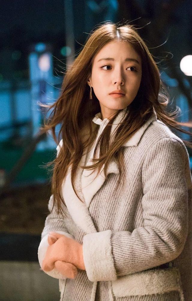 7 Movies and TV Shows With Lee Se-young