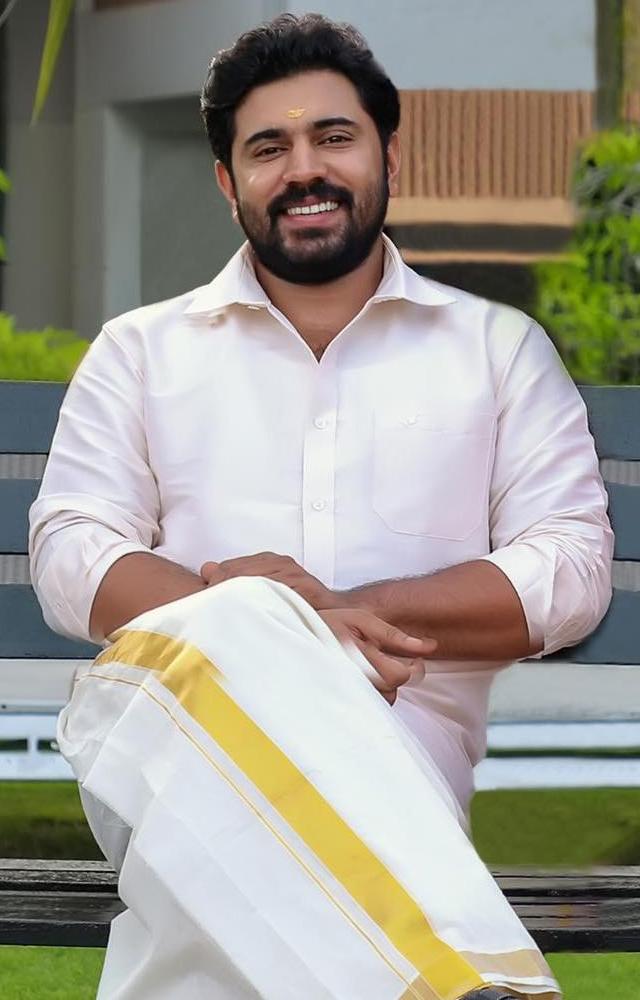 The Actors in the movie are Dhyan Sreenivasan, Anaswara Rajan, Manju, Shine Tom Chacko, Salim Kumar, Vijayakumar plays vitol role in the Malayalee from India 