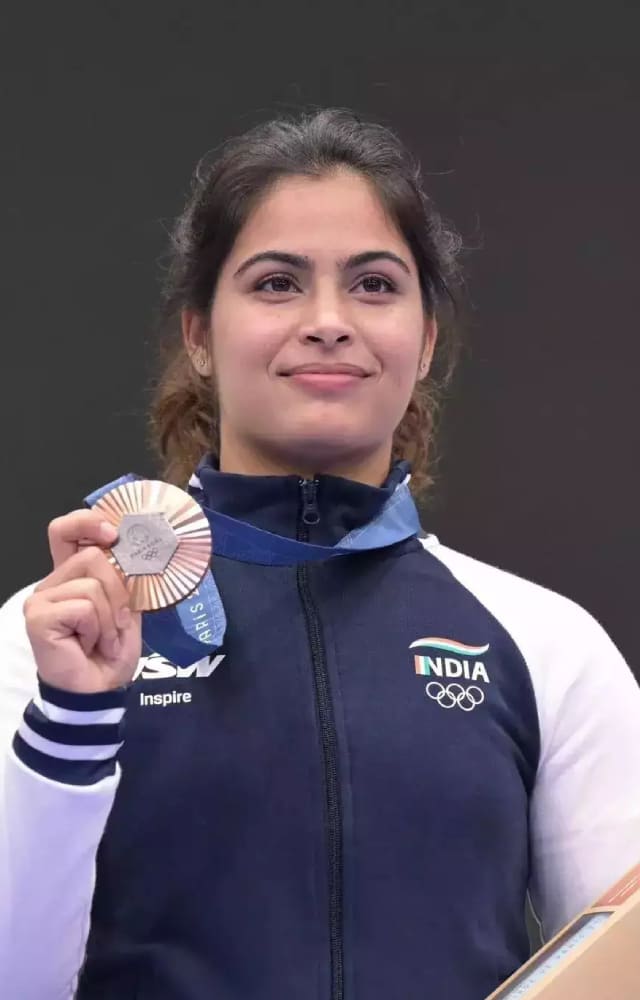The 22-year-old, who was also the flag bearer in the closing ceremony, was awarded INR 30 lakh by the Minister of Youth Affairs and Sports.