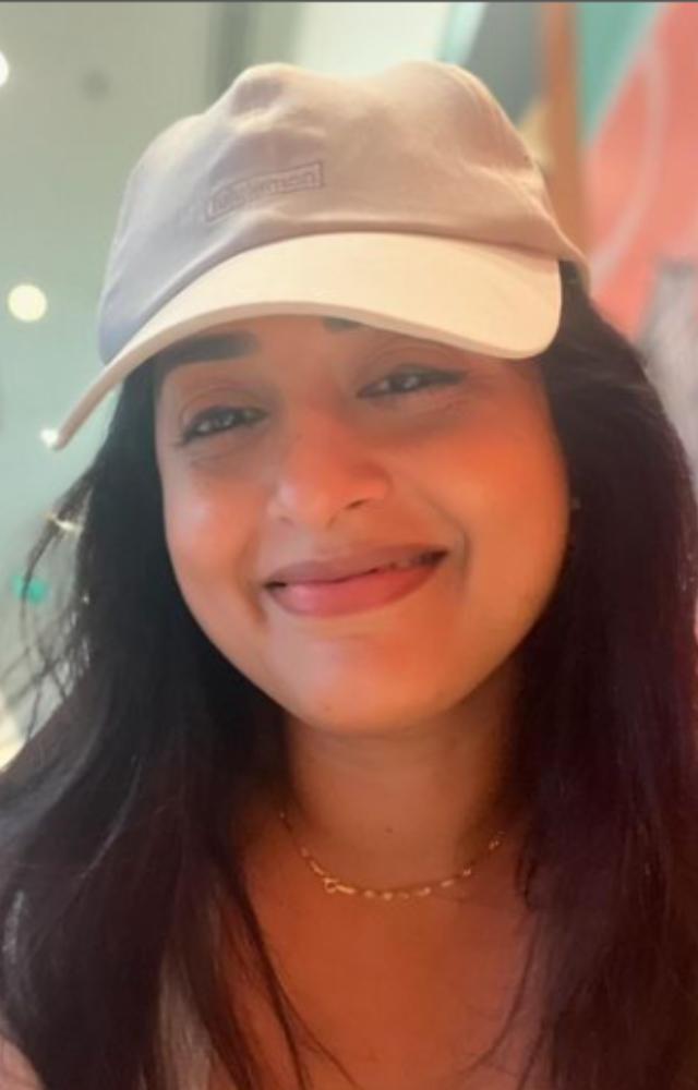  Meera Jasmine`s life lately
