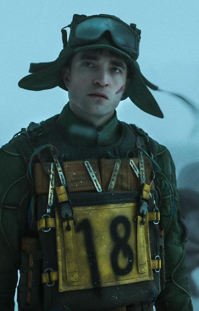 Pattinson delivers a career-defining performance, shedding past personas to embody the complex, multi-layered Mickey, potentially earning Oscar recognition.