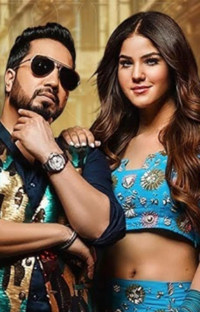 A Punjabi song that became the party anthem took over the internet with Mika Singh`s sensational voice. Glassiyan`s music video featured stunning Aveera Singh.