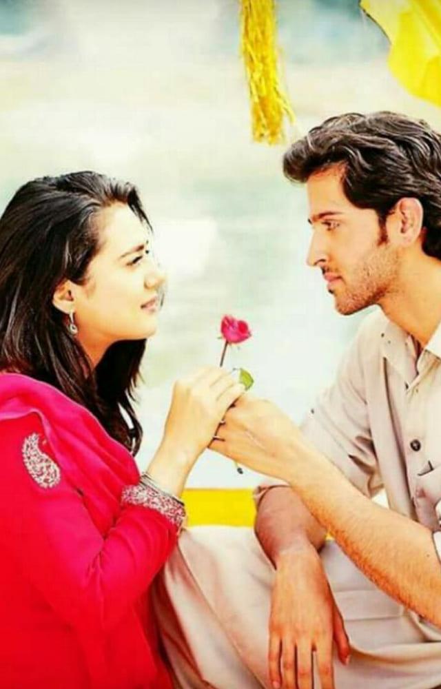 Mission Kashmir showed the adverse side of the valley. However, its song Socho Ke Jheelon Ka Shehar displayed the mesmerizing Kashmir.