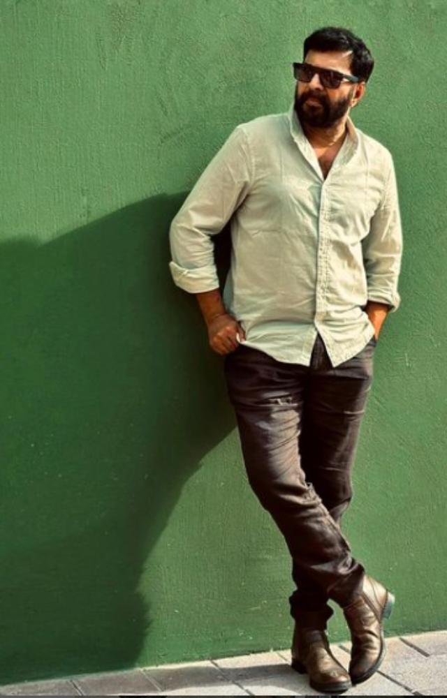 As soon as Mammootty posted the picture, comments poured in from netizens expressing their admiration.  