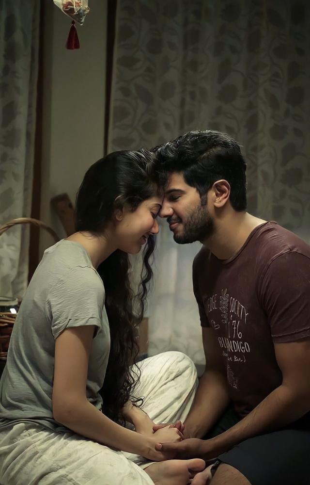 Chillu Ranthal is a beautiful song from the Malayalam movie Kali. The song captures the essence of longing and nostalgia