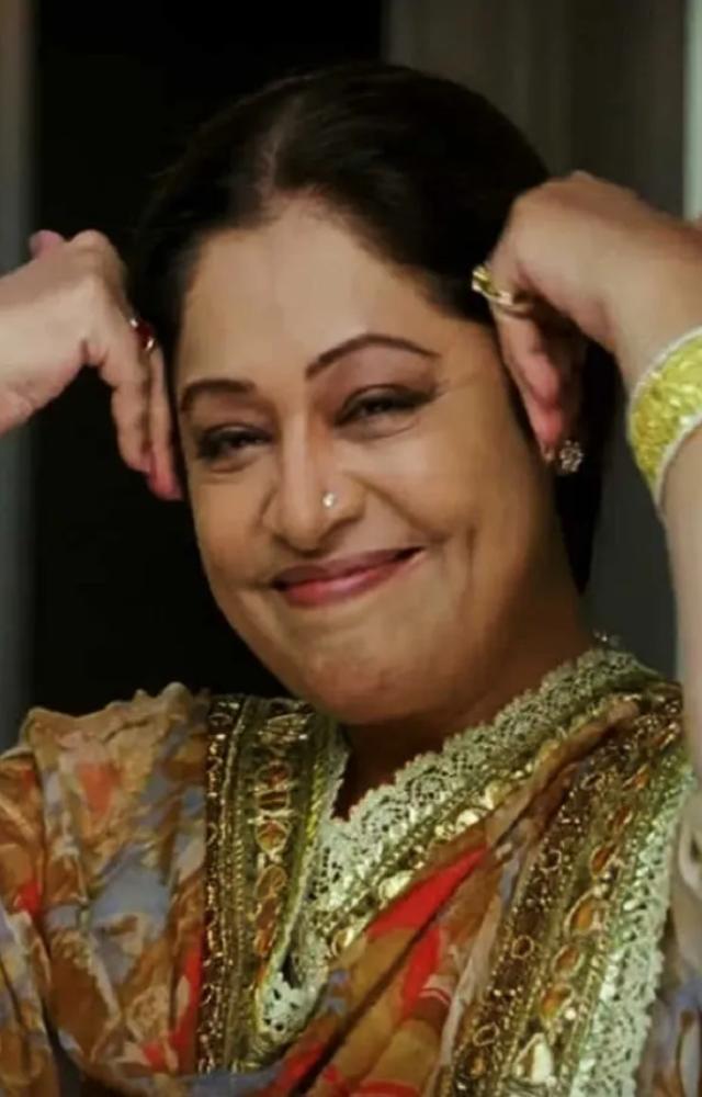 The life of the party mom, known for her vibrant energy and hilarious comic timing, often as a loving Punjabi mother in films like Dostana and Om Shanti Om.