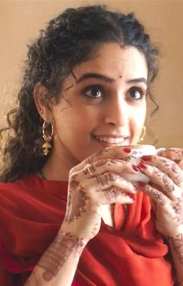 Sanya Malhotra delivers a powerful and nuanced portrayal of Richa, capturing her transformation with impressive depth.
