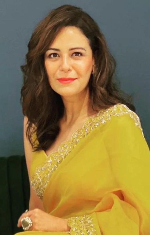 Mona Singh is a popular Indian actress who first gained recognition for her role in Jassi Jaissi Koi Nahin, She later appeared in many films including 3 Idiots.