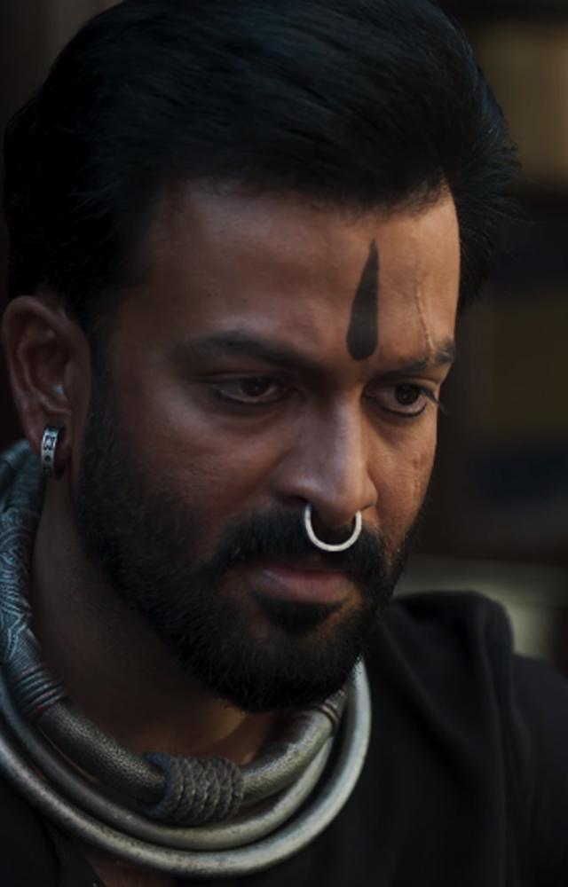 Prithviraj rugged looks in Salaar