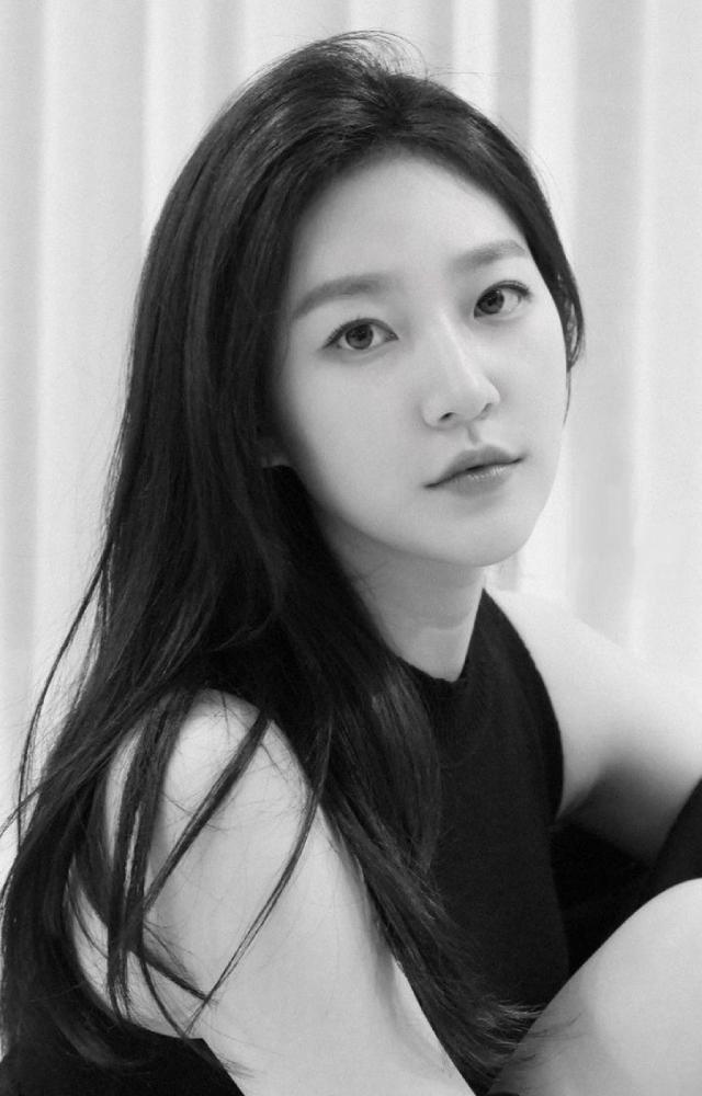 The 24-year-old Bloodhounds actress was found dead in her Seoul home on Sunday, February 16. Korean police suspect Sae-ron died of suicide.
