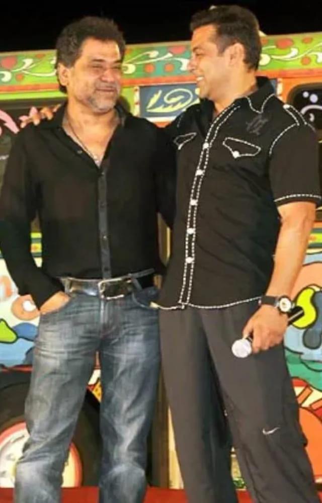 It started on the sets of Ready when Salman and director Rajat Raiwal got into an argument. When Bazmee tried sorting it out, the actor lashed at him as well.