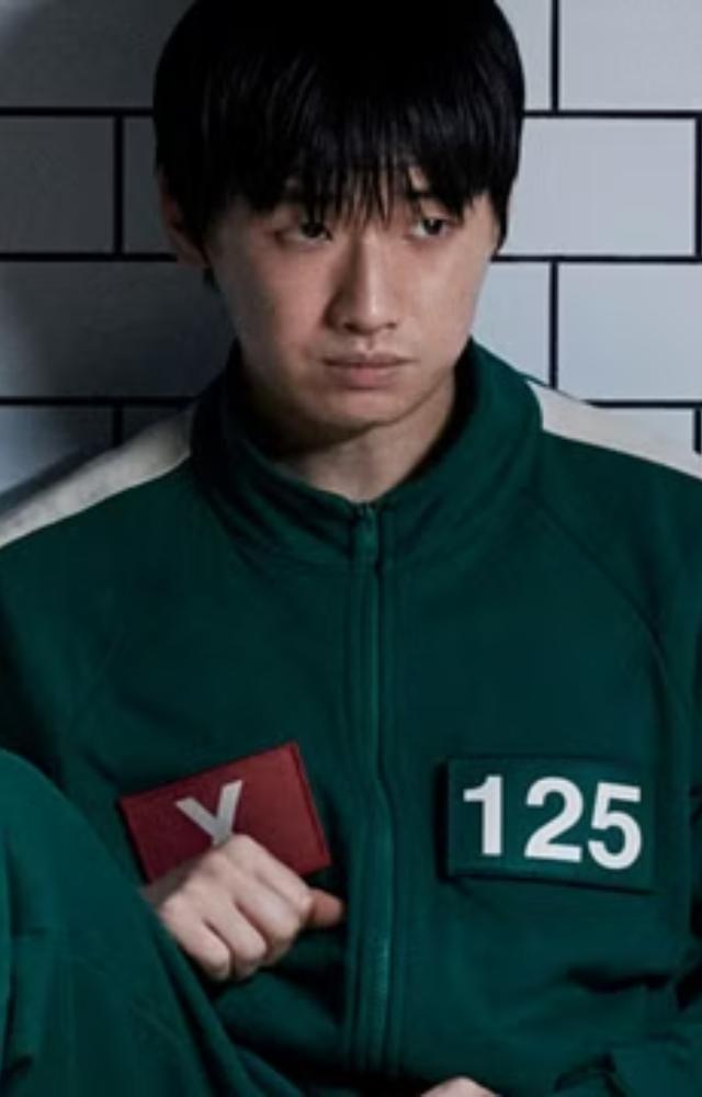 Like Player 001`s reveal, another shocking VIP could be unveiled. A seemingly insignificant player, perhaps Player 125, might have a hidden high-ranking status.
