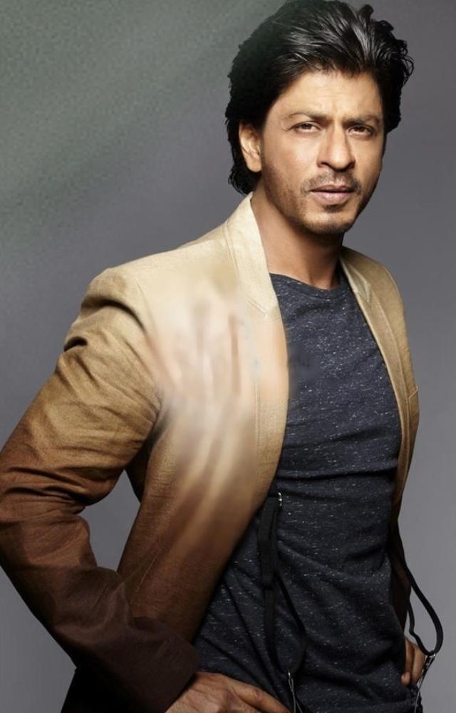 SRK and his family are moving temporarily to a Pali Hill duplex in Mumbai as their iconic home Mannat undergoes renovations.
