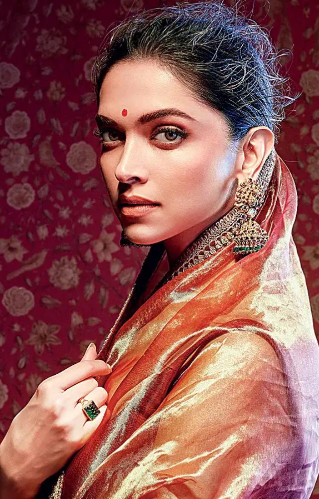Her regal grace plus  fiery resilience (Padmaavat) perfect for Draupadi’s humiliation-to-vengeance arc. Pan-India appeal guaranteed