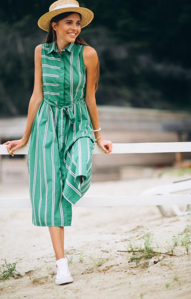 Wear light-coloured, loose-fitting clothes made from natural fabrics like cotton or linen. These allow better airflow and reflect sunlight.